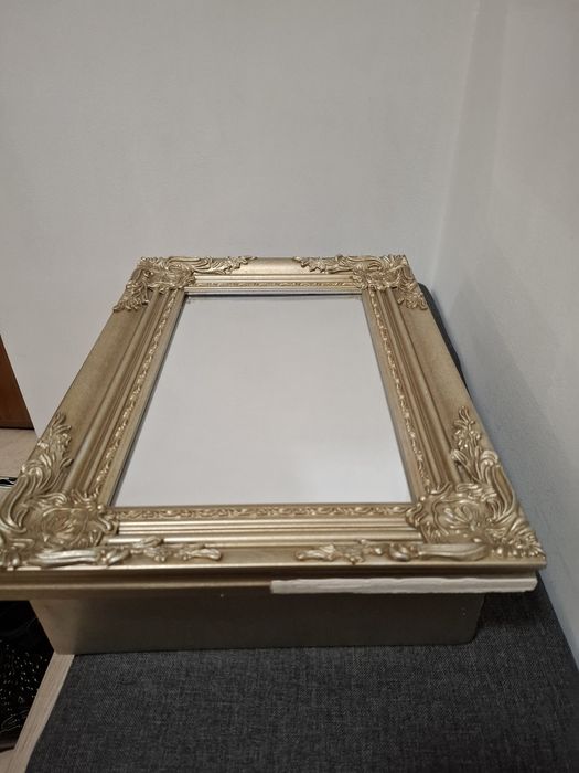 Vand cutie suport pentru chei, de perete, cu oglinda si rama ornament