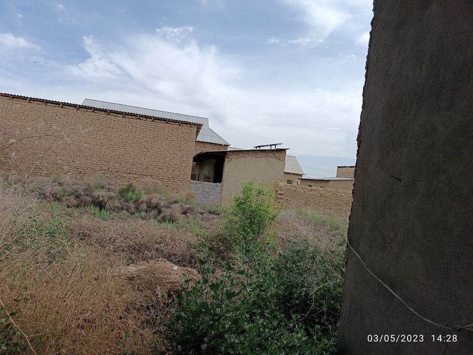 Ҳовли қурилиши тугалланмаган