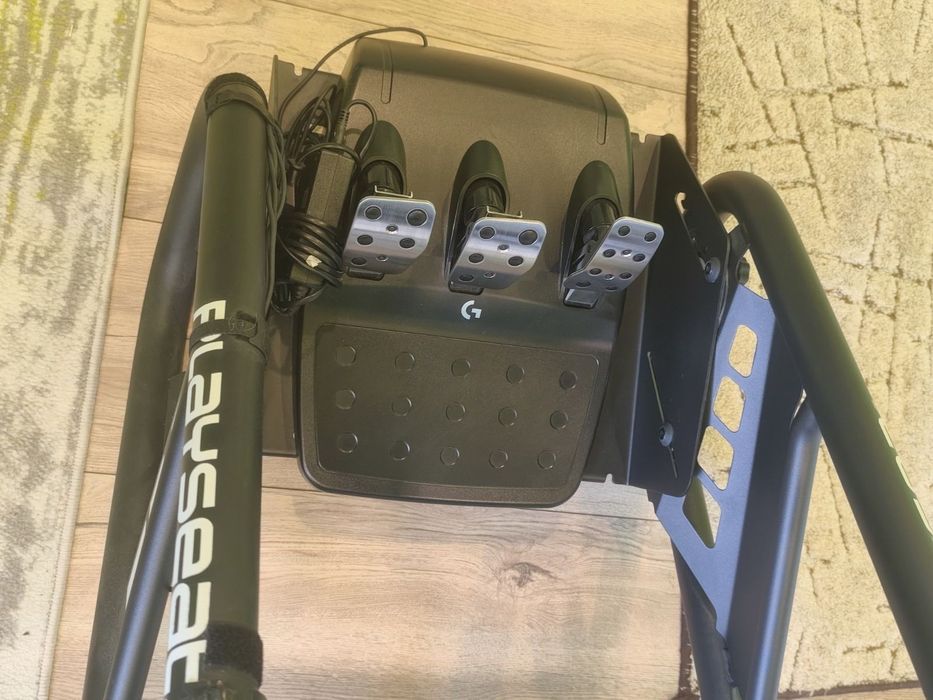 Геймърски стол Playseat и волан G923