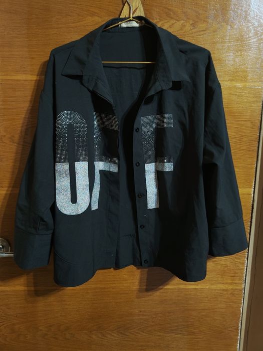 Одежда для женщин и девушек. Кофточка теплая , рубашка, куртка.