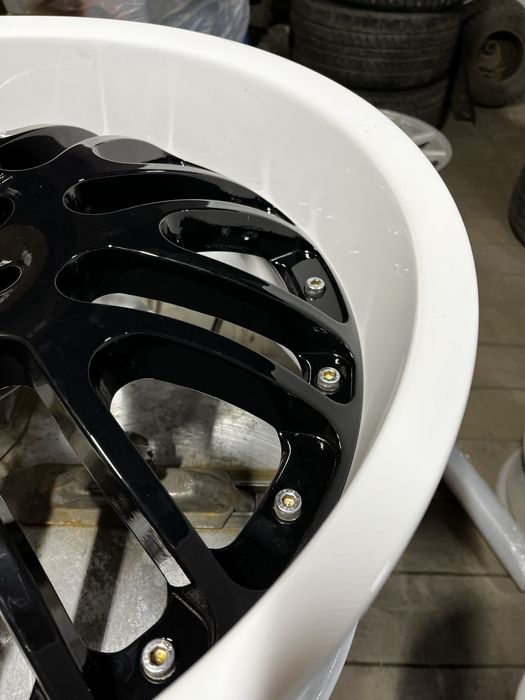 Покраска дисков -весь спектр услуг.