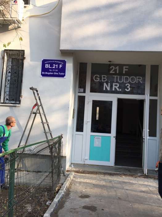 Placi / panouri inscriptionate pentru blocuri si scari, LogoPrint