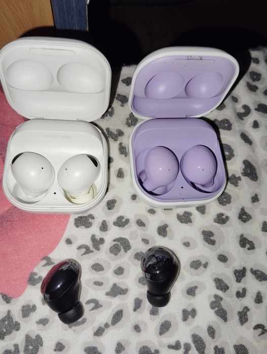 Samsung Galaxy buds 2 Pro Galaxy Buds 2 și Galaxy Buds Pro