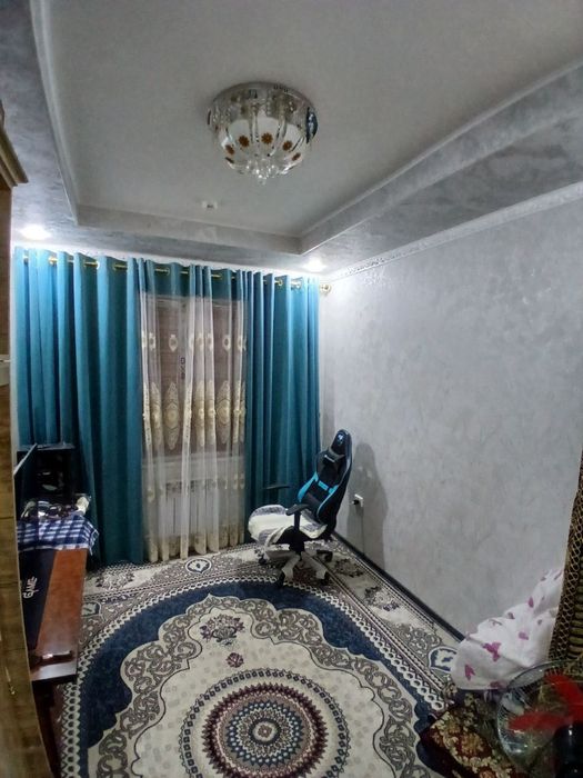 GORNIY INSTUT ORQASIDAN 16 ETAJLIK domlardan.2 honalik kvartira sot