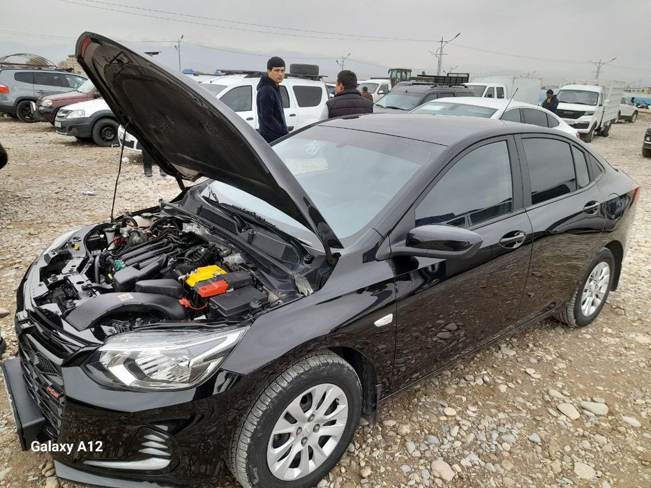 Onix 1.5 mator kraska yoq