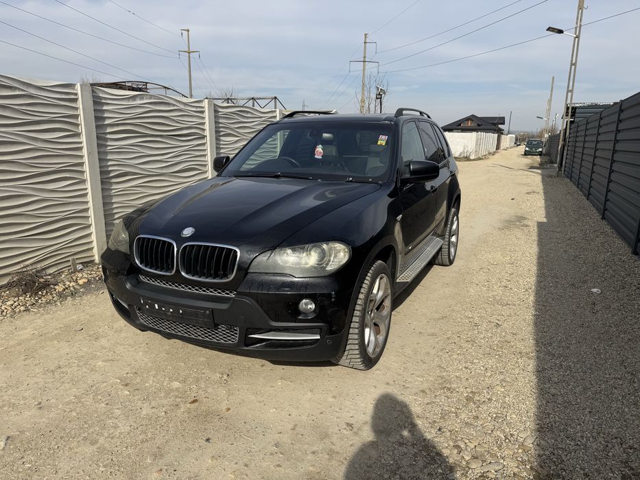 Dezmembrez/Dezmembrari Bmw X5 E70 3.0 Diesel 235 Cp