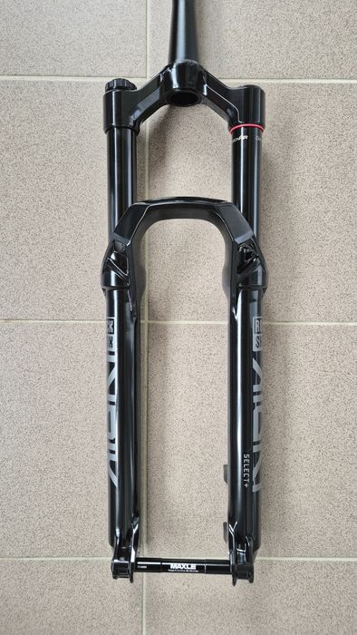 Furca noua RockShox Lyrik Select+ cu Charger 3(Ultimate), model 2025