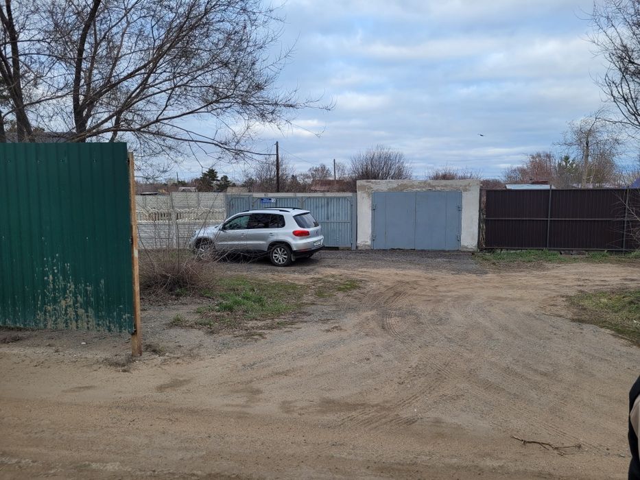 Продам участок вдоль дороги