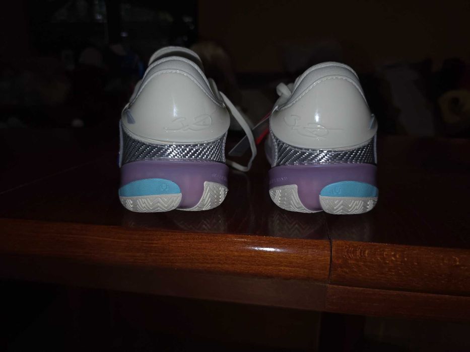 Баскетболни маратонки