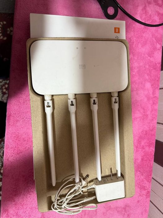 Ми роутер сотилади 200000 Минг сум