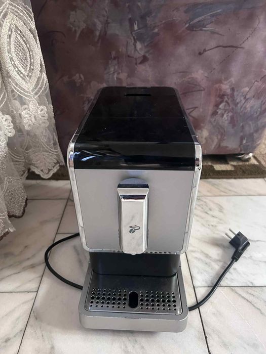 Expresoare de cafea Saeco / Tchibo / jura