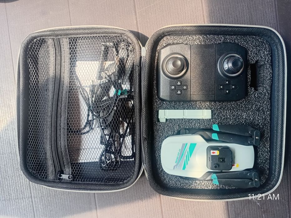 Vând mai multe drone cu telecomanda