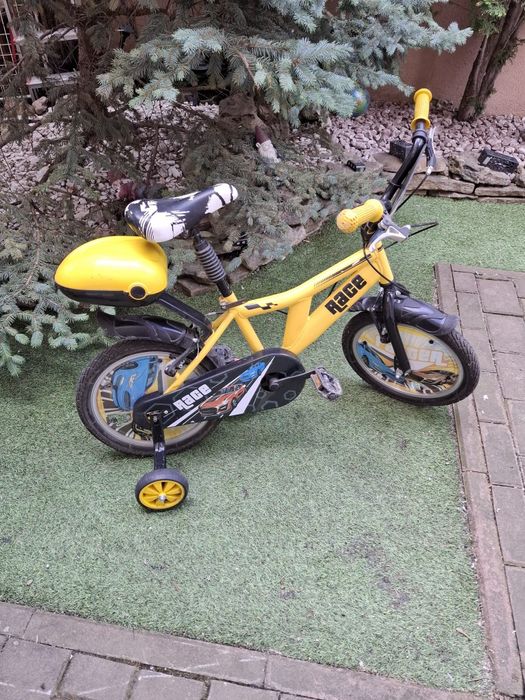 Bicicleta race cu roti ajutatoare