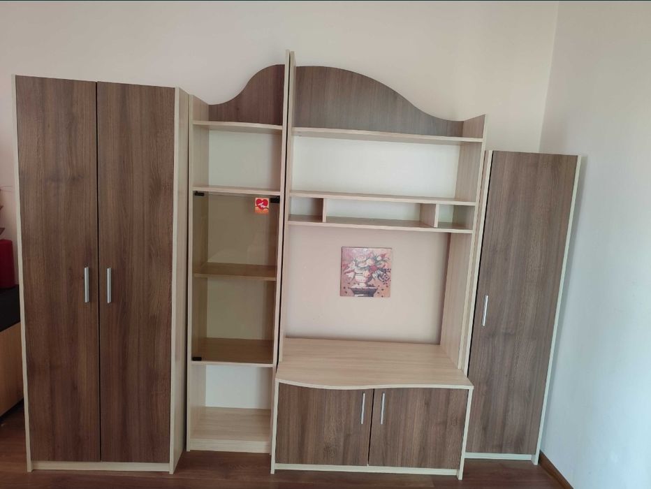 Продавам холна секция