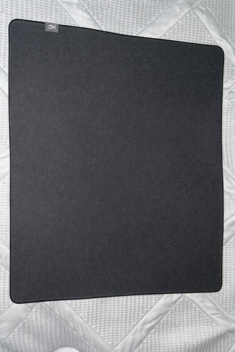 Коврик для мыши HyperX Pulsefire Mat Large 450x400x4 мм черный