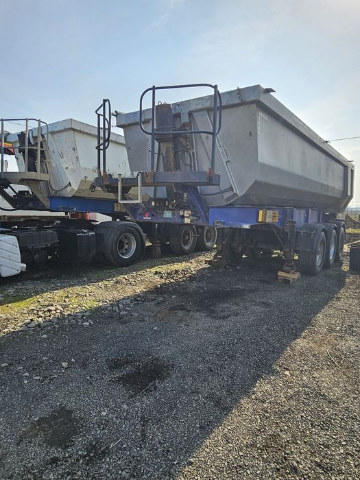 Semiremorci Swartzmuler si Carnhel basculabile