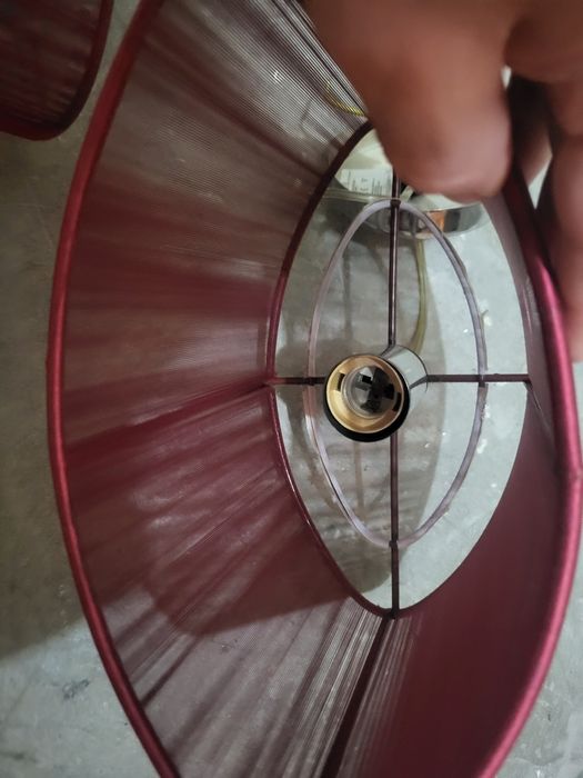 Lustre cu bec e27