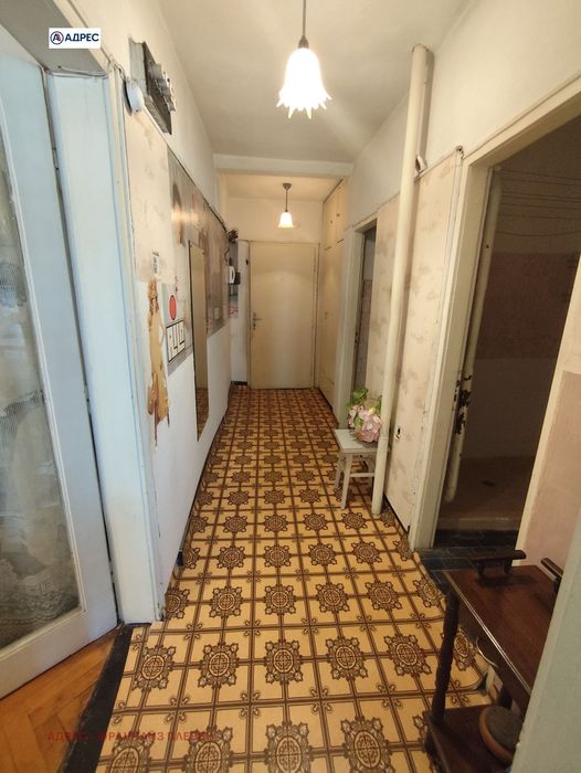 Продава се Двустаен апартамент в Плевен, Идеален център - 58 кв.м за 1466 €/кв.м - Снимка #6