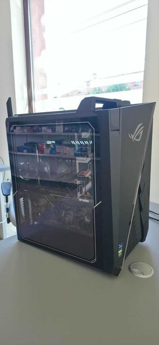 Vand Calculator Gaming ROG Strix GT35