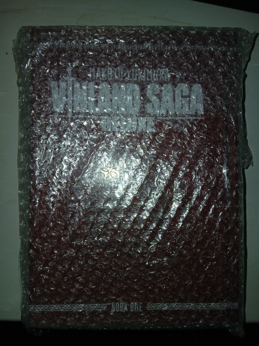 VINLAND SAGA (1 Volume) Deluxe