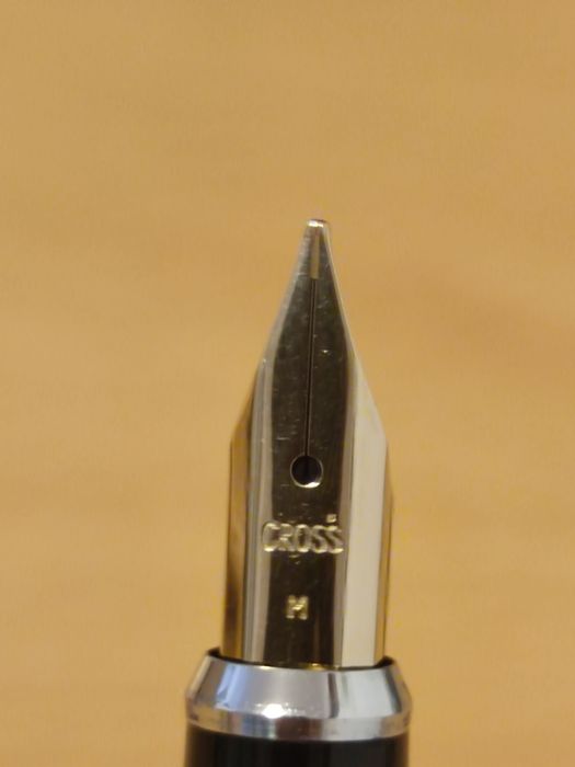 Stilou Cross Century II  penita și elemente aurite, cutie, convertor
