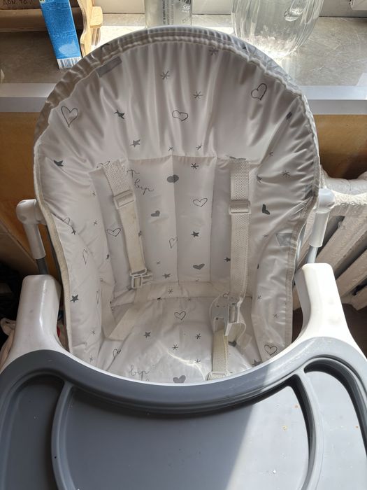 Столик для кормления детский