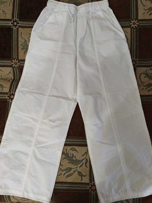 Белые женские джоггеры REDROPF