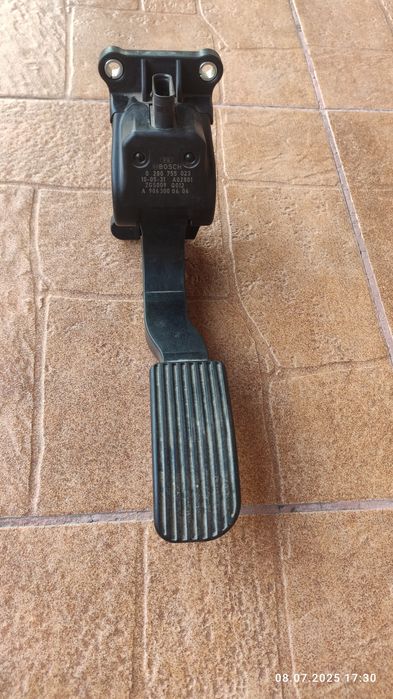 Педаль газа Крафтер Спринтер