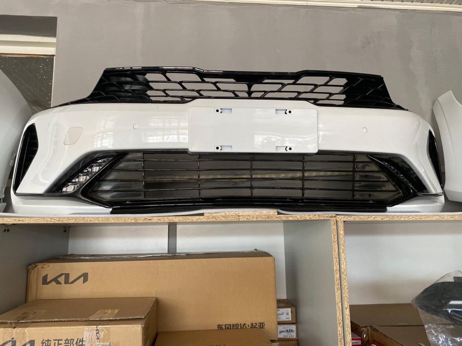 Передний бампер Kia K5