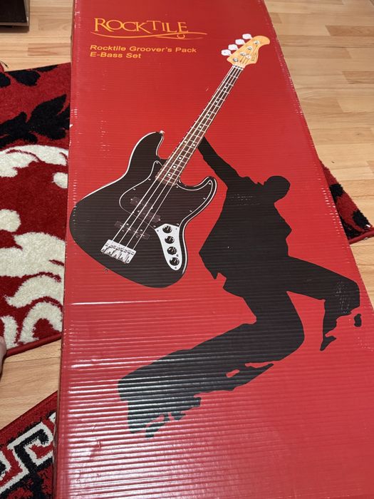 Bass electric + amplificator – set complet, stare foarte bună