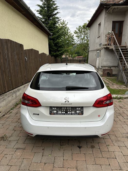 Vând pegeout 308 (Avariat)