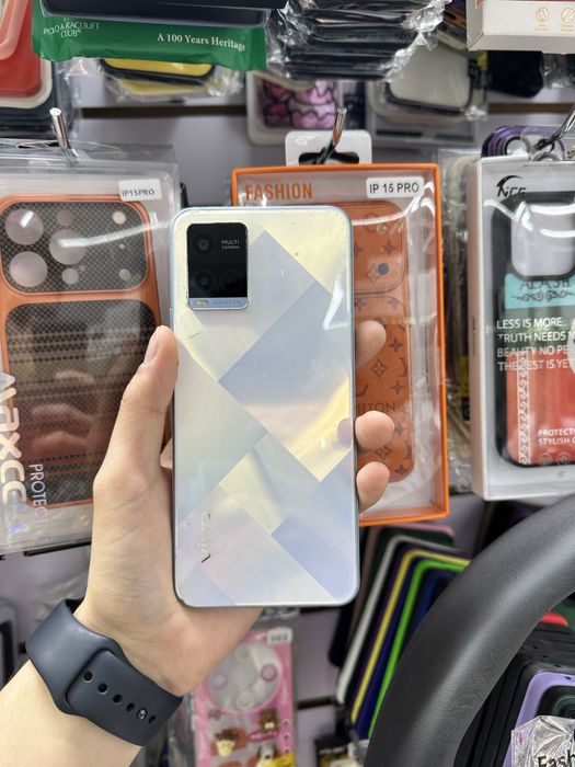 vivo y21 64gb.