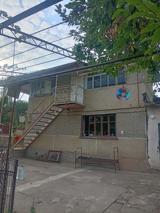 Продаётся дом в Бостанлыкском районе  в Искандере