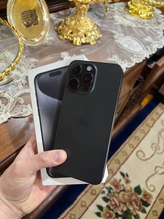 Iphone 15 pro max  256 karopka dak 86% idial tel ochilmagan