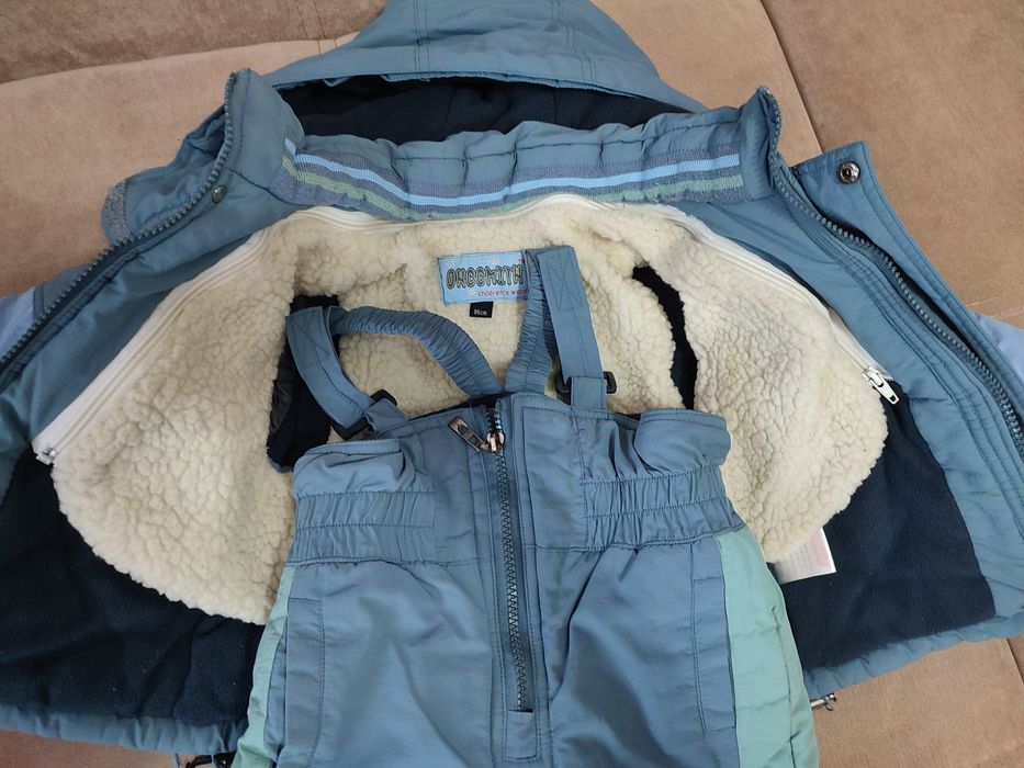 Продам детский зимний комбинезон