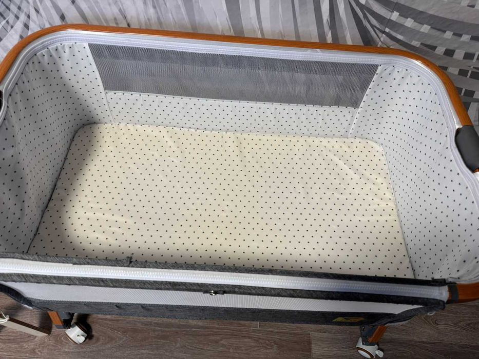 Продам манеж- кроватку детскую