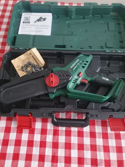 Акумулаторна резачка Parkside