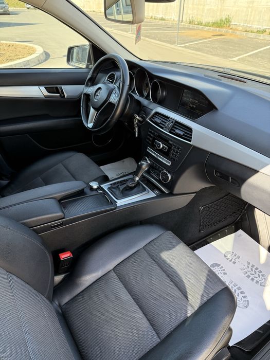 Mercedes Benz c220 w204