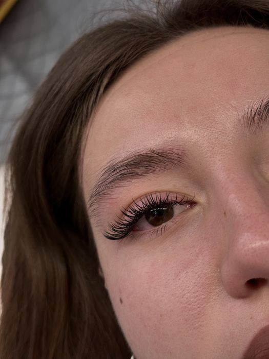 Наращивание и ламинирование ресниц