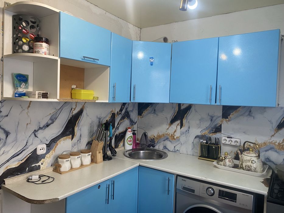 Кухонный гарнитур  угловая