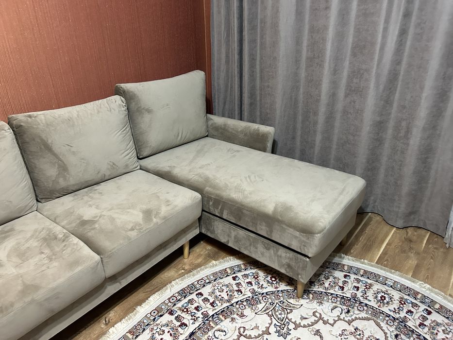 Продам диван уголовой