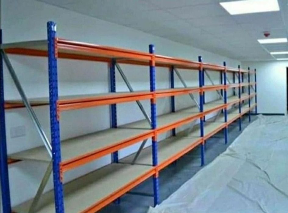 Mobila pentru magazin