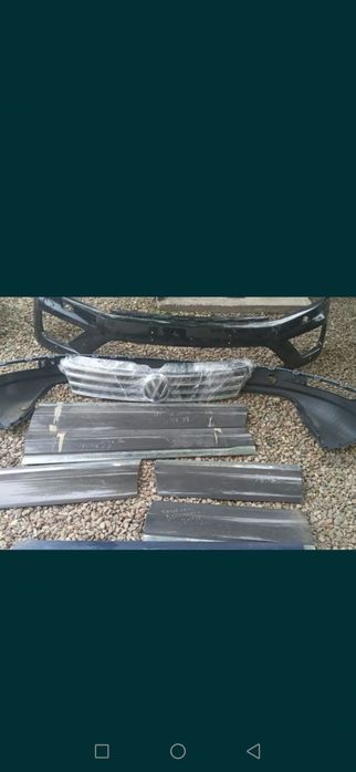 Bara  spate grila bandou far faruri bi-xenon Vw Touareg 2014+