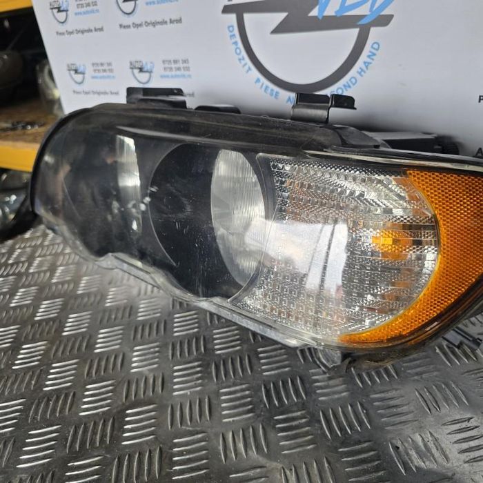 Far stanga bec BMW X5 E53