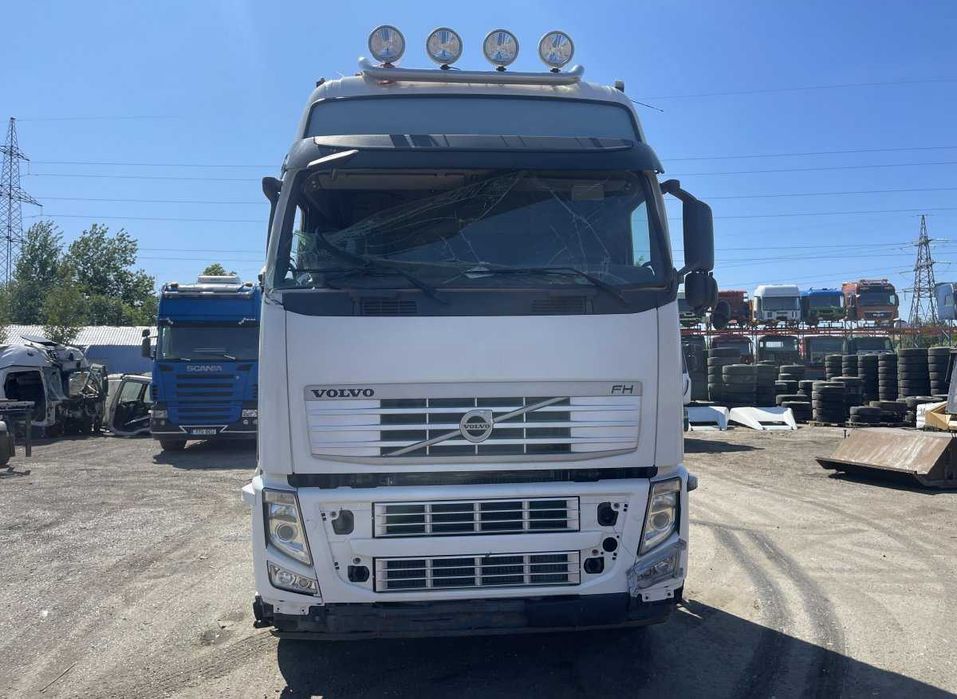 Dezmembrez VOLVO FH - piese camion VOLVO -piese motor