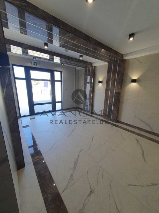 Продава се Двустаен апартамент в Пловдив, Остромила - 62 кв.м за 2057 €/кв.м - Снимка #2