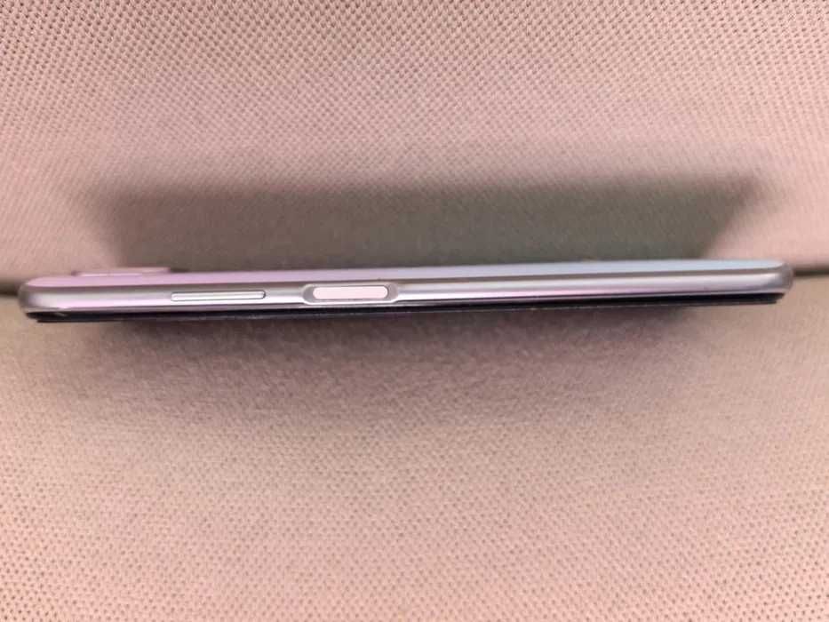 Мобилен смарт андроид телефон Huawei P40 lite, 6.39"