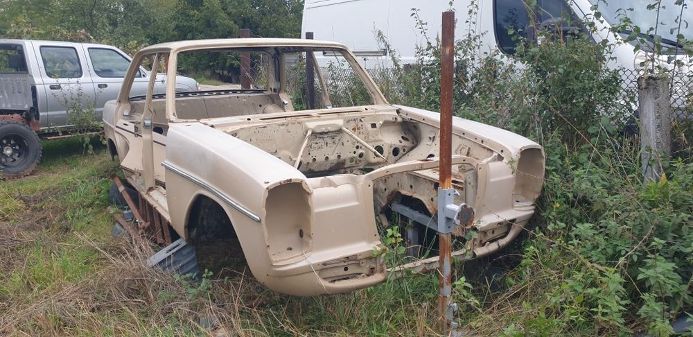 Mercedes w115 diesel