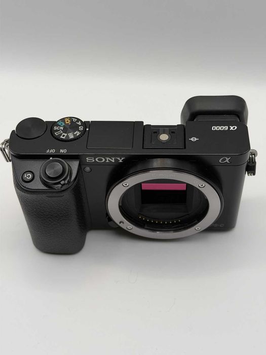 Sony Alpha a6000 беззеркальный фотоаппарат