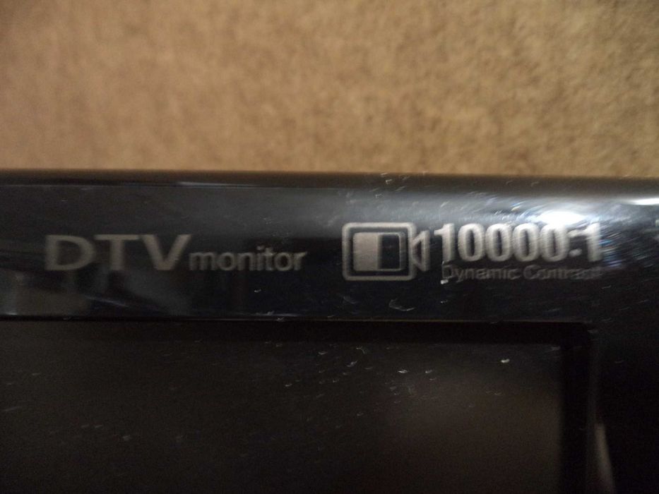 23" Монитор Samsung SyncMaster 2333HD с ТВ-вход